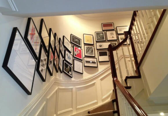 Art Gallery around the Stairs