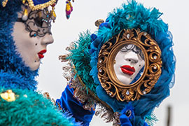 decorated mirrors