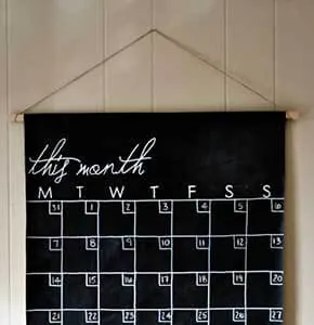 DIY Chalkboard Decoration